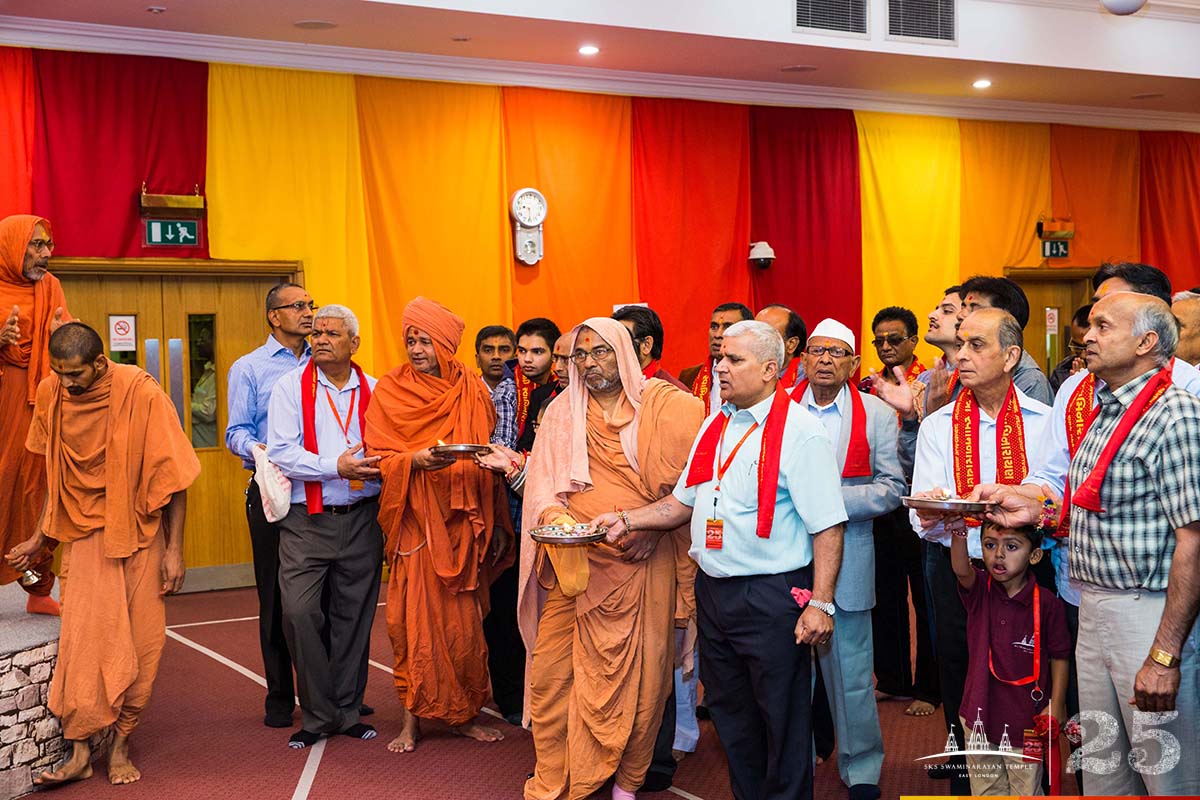 ©1987-2017 SKS Swaminarayan Temple East London